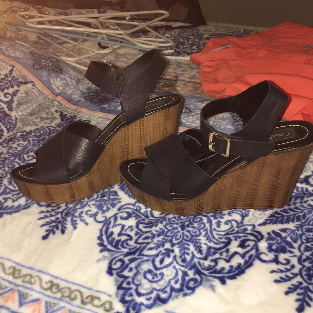 Wedges - Picture 2 of 2